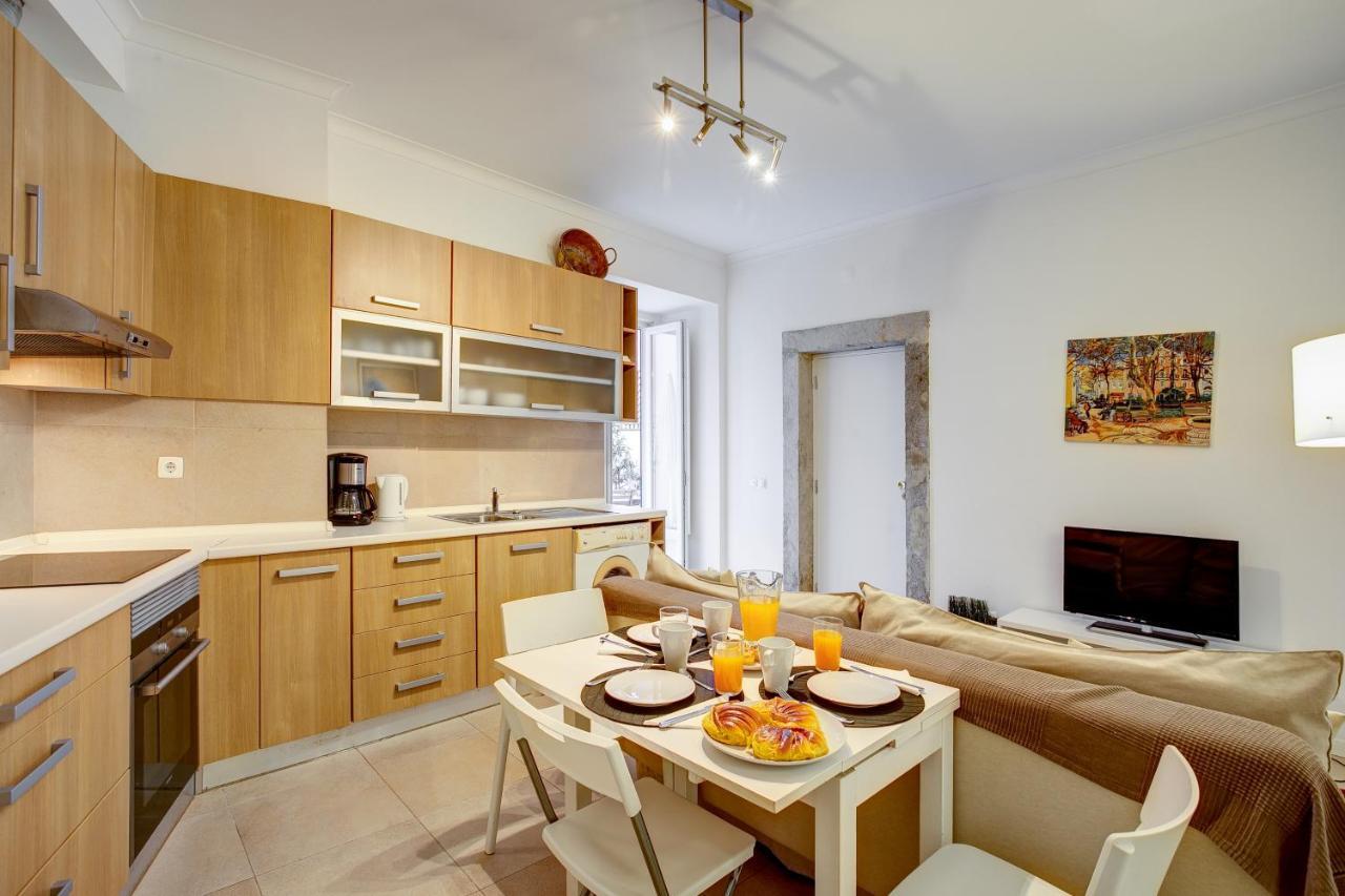 Cozy Tailor Made With A Refreshing Terrace Apartment Lisbon Luaran gambar
